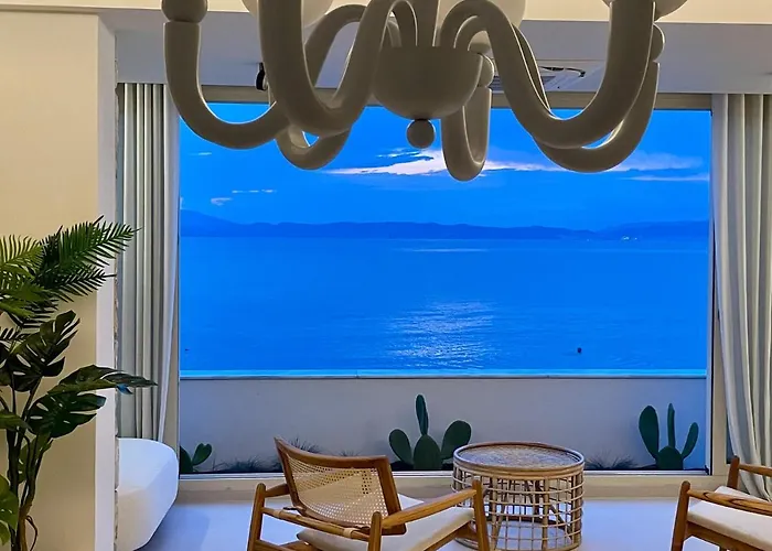 Byblos Aqua-the Sea Front Luxury Skala Sotiros