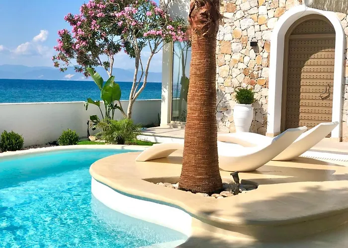 Byblos Aqua-the Sea Front Luxury Villa *