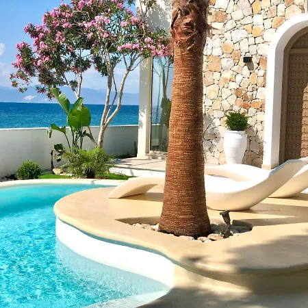 Byblos Aqua-the Sea Front Luxury Vilă *