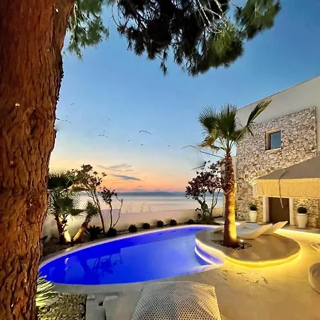 Byblos Aqua-the Sea Front Luxury Villa Skala Sotiros